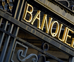 Montebourg : Rappel à l'ordre des banques pour le financement des PME