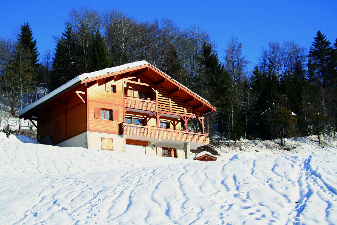 Prix du mètre carré de l'immobilier dans les 10 stations de ski françaises les plus enneigées
