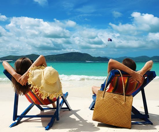Vacances : un coût de 53% plus élevé pour les célibataires, +400€ en moyenne par semaine